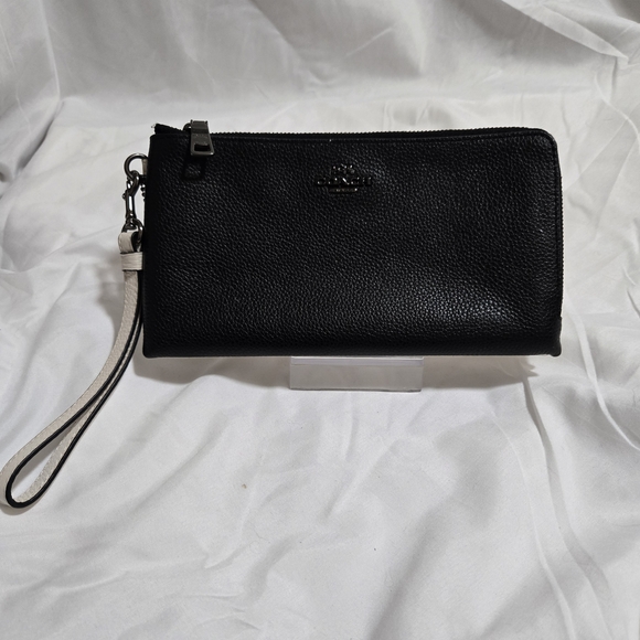 Coach Black Wristlet Wallet - Picture 1 of 12